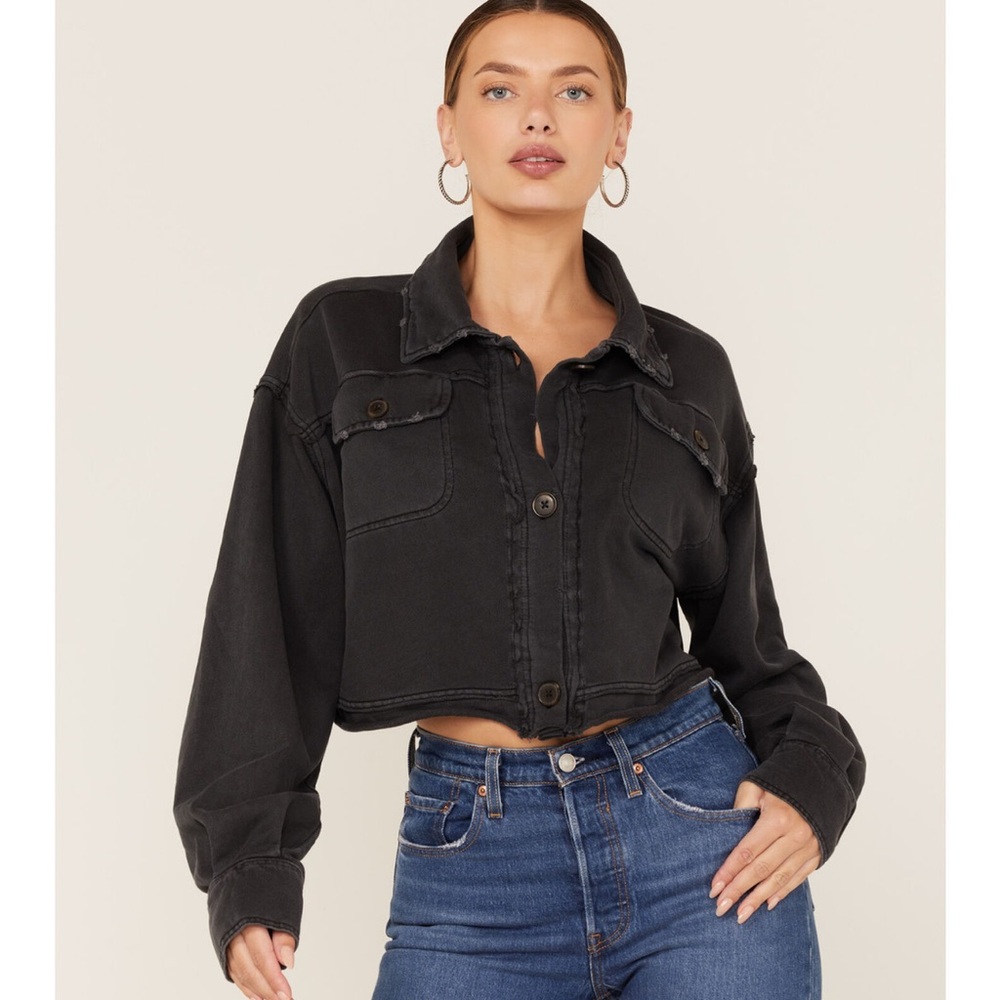 We The Free Saturday charcoal Black Cropped distressed S button cotton Jacket - Picture 16 of 16